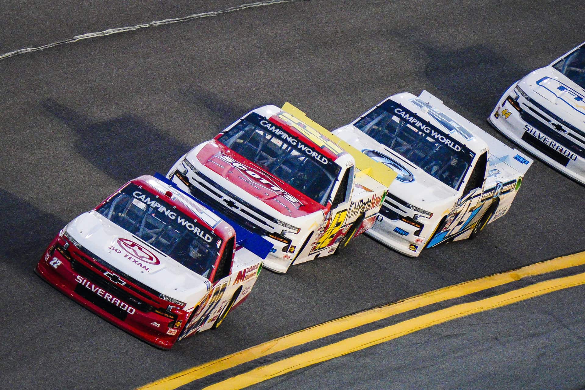 Read more about the article Last lap contact punts Austin Wayne Self and AM Racing from top-10 at Daytona