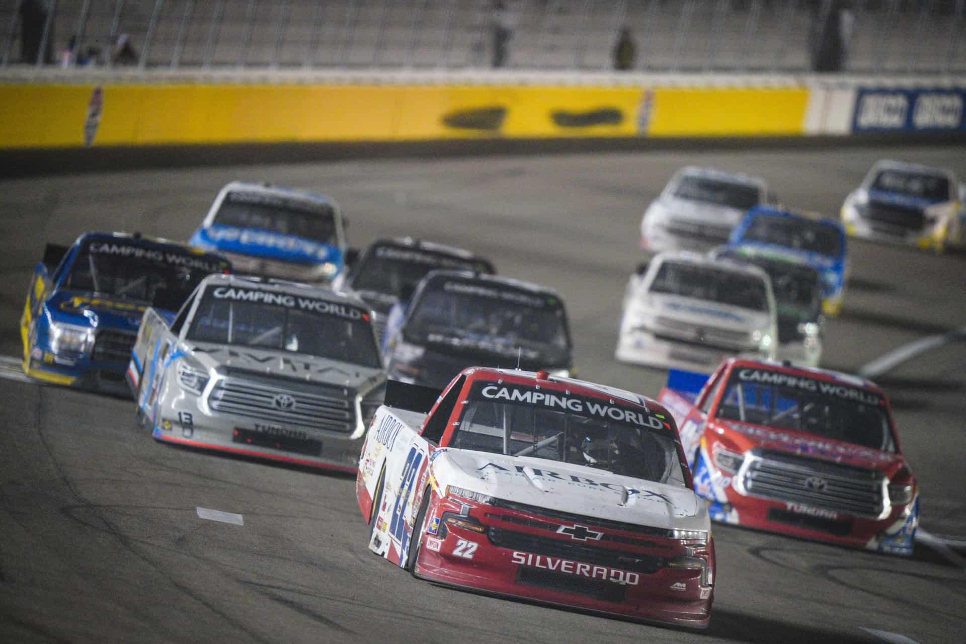 Read more about the article Austin Wayne Self; AM Racing maneuver strong finish at Las Vegas